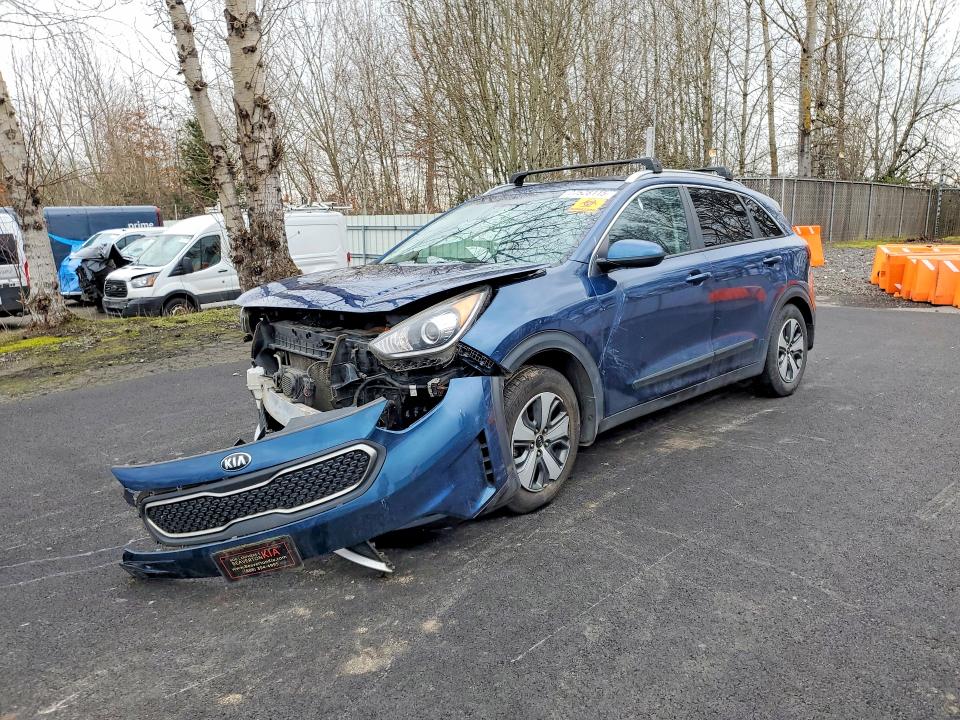 77528115 :رقم المزاد ، KNDCB3LC0J5205515 vin ، 2018 Kia Niro مزاد بيع