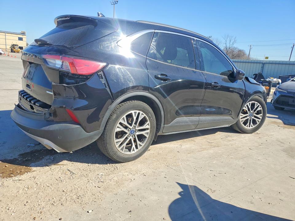 2020 Ford Escape მანქანა იყიდება აუქციონზე, vin: 1FMCU0H60LUA54000, აუქციონის ნომერი: 75666645