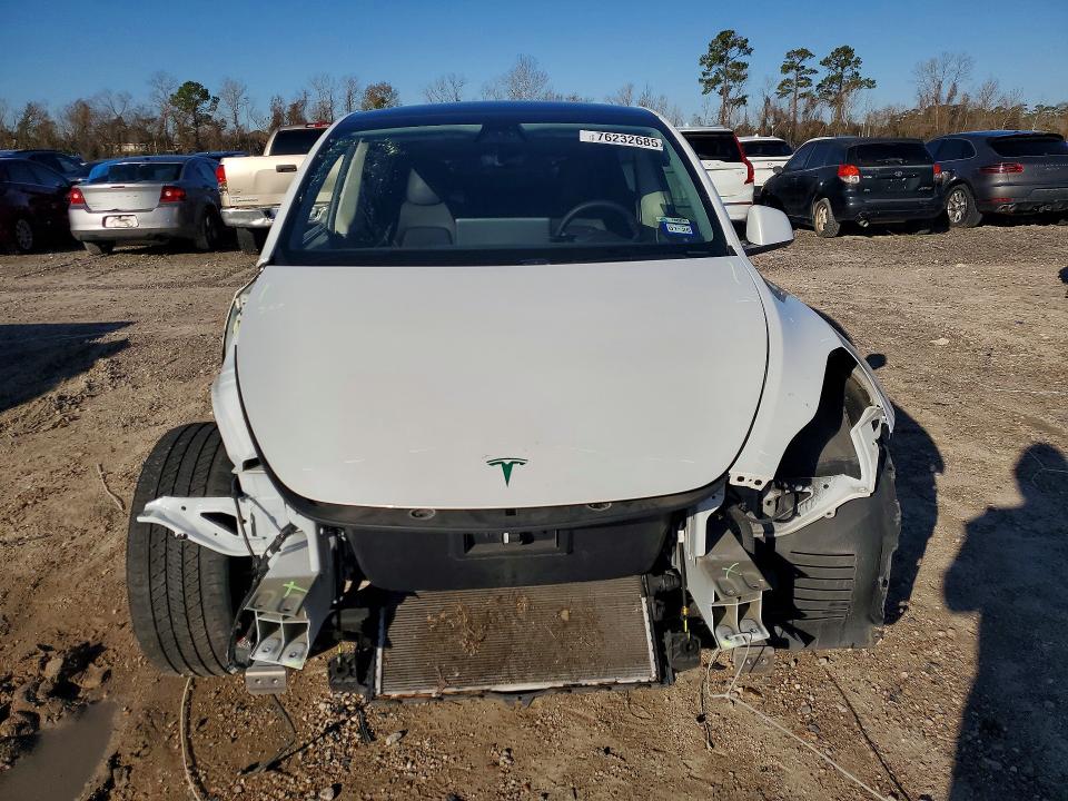 Продажа на аукционе авто 2021 Tesla Model Y, vin: 5YJYGDEE5MF065816, номер лота: 76232685