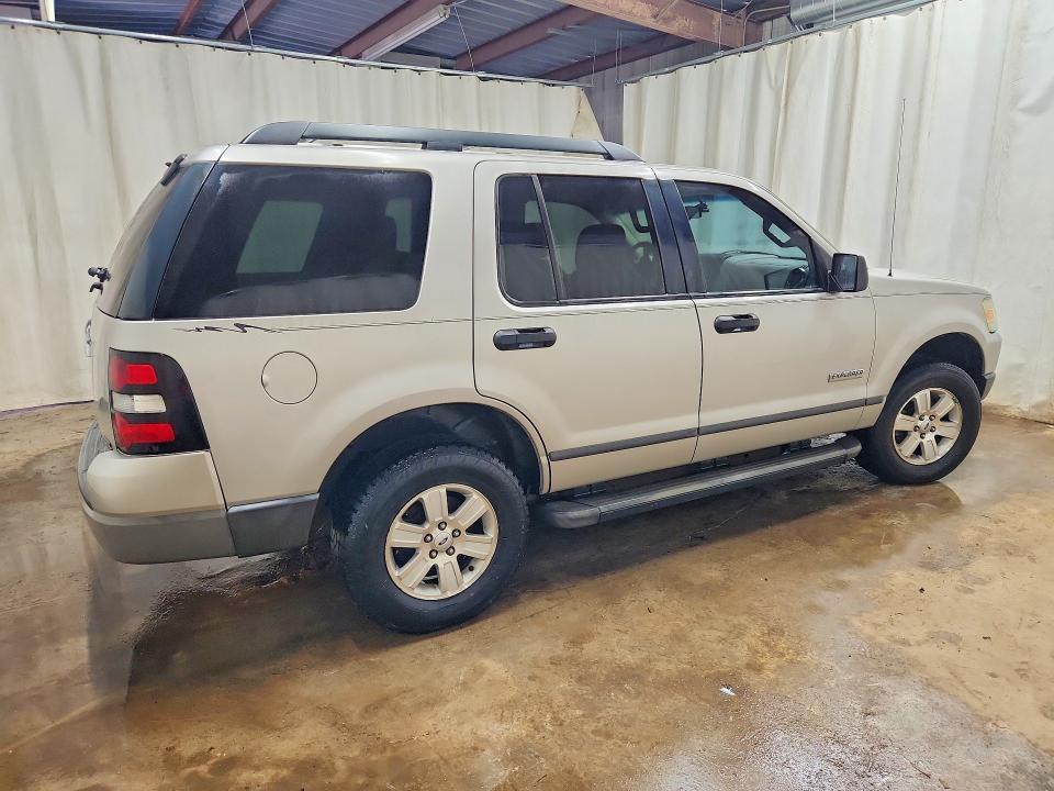 72375705 :رقم المزاد ، 1FMEU62E26ZA18845 vin ، 2006 Ford Explorer مزاد بيع