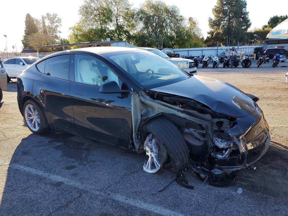 Aukcja sprzedaży 2024 Tesla Model Y, vin: 7SAYGDEEXRA236129, numer aukcji: 75615015