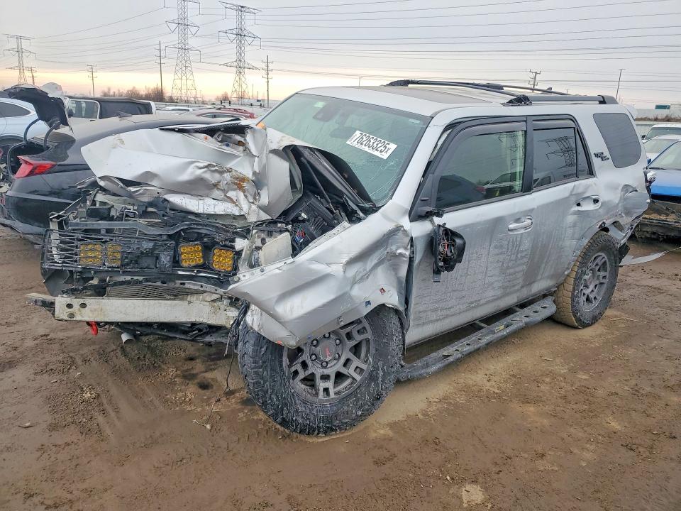 Aukcja sprzedaży 2022 Toyota 4runner, vin: JTERU5JR4N6006809, numer aukcji: 76263325