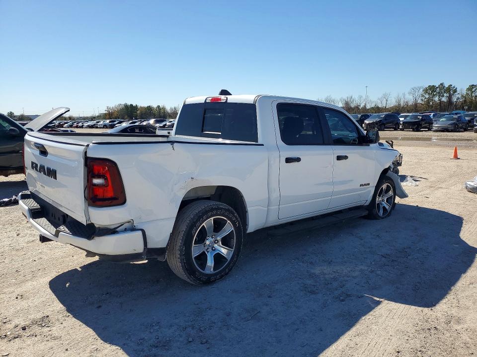 Продаж на аукціоні авто 2025 Ram 1500, vin: 1C6RREGG1SN647646, номер лоту: 76614475