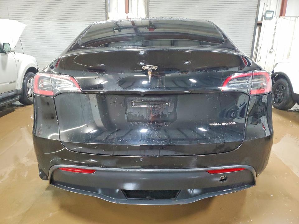 Продажа на аукционе авто 2022 Tesla Model Y, vin: 7SAYGDEE1NF533433, номер лота: 76020805