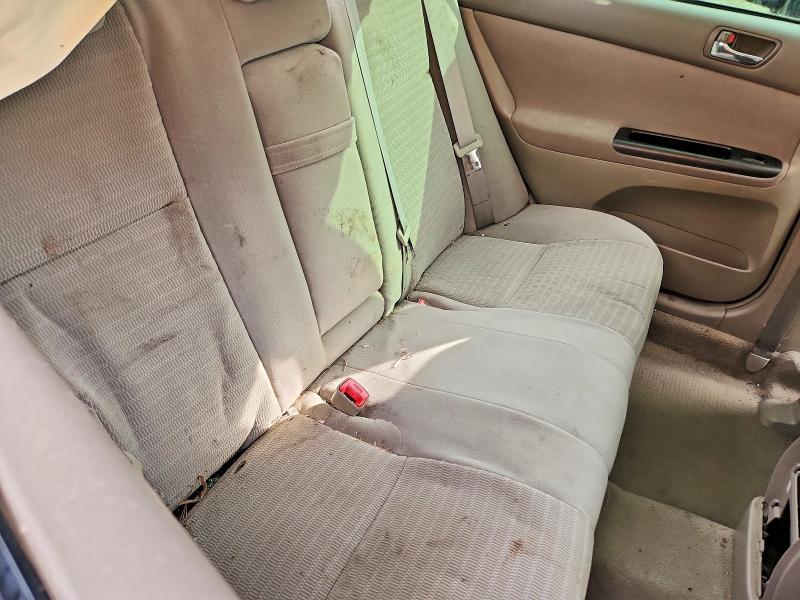 2005 Toyota Camry მანქანა იყიდება აუქციონზე, vin: 4T1BF30K25U601318, აუქციონის ნომერი: 79090045