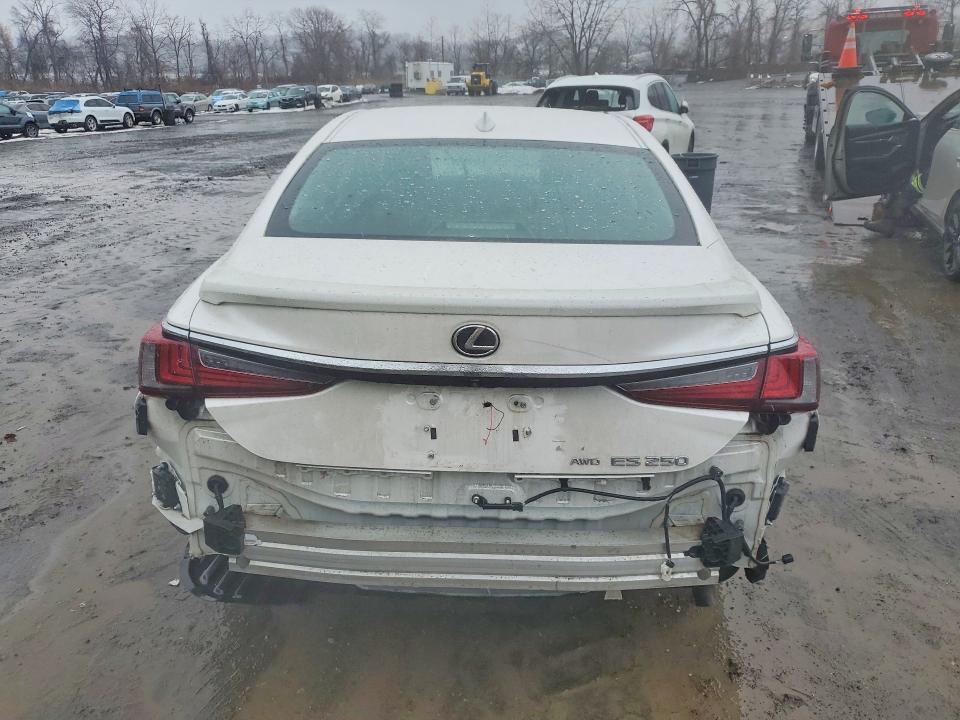 46158556 :رقم المزاد ، 58AD11D11MU004276 vin ، 2021 Lexus Es 250 مزاد بيع