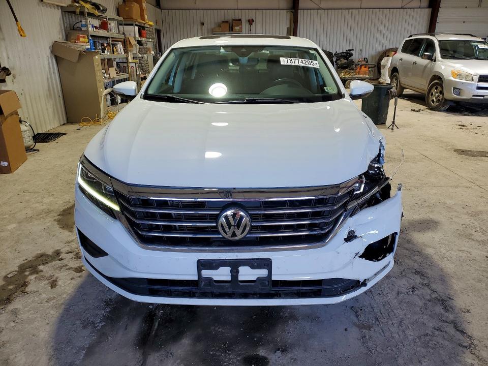 78774205 :رقم المزاد ، 1VWSA7A32MC018699 vin ، 2021 Volkswagen Passat مزاد بيع