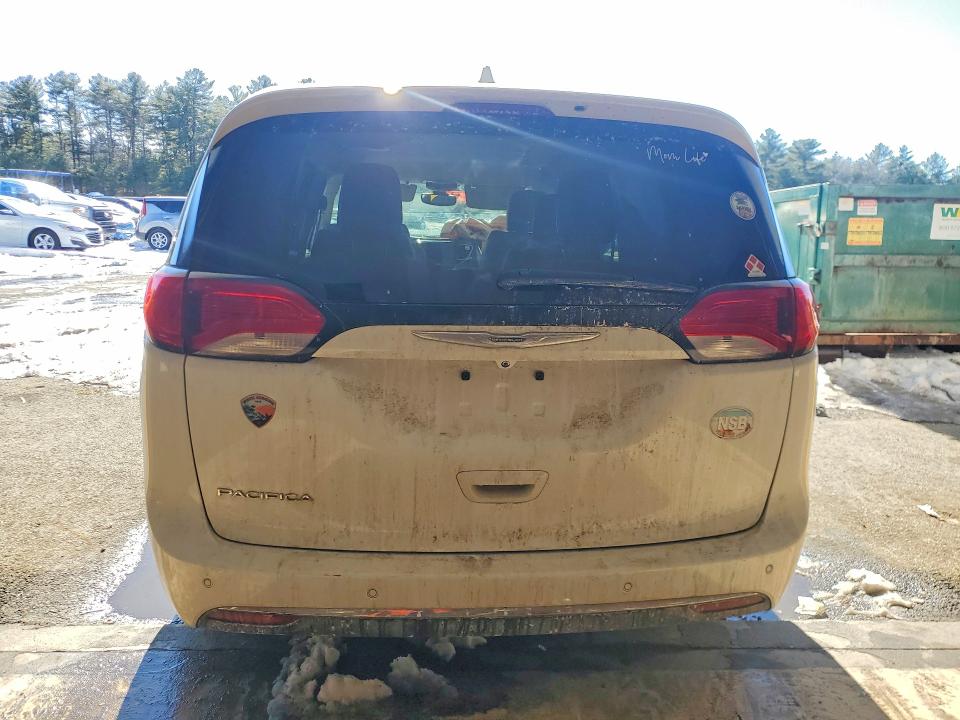 77348195 :رقم المزاد ، 2C4RC1BG3HR503134 vin ، 2017 Chrysler Pacifica مزاد بيع