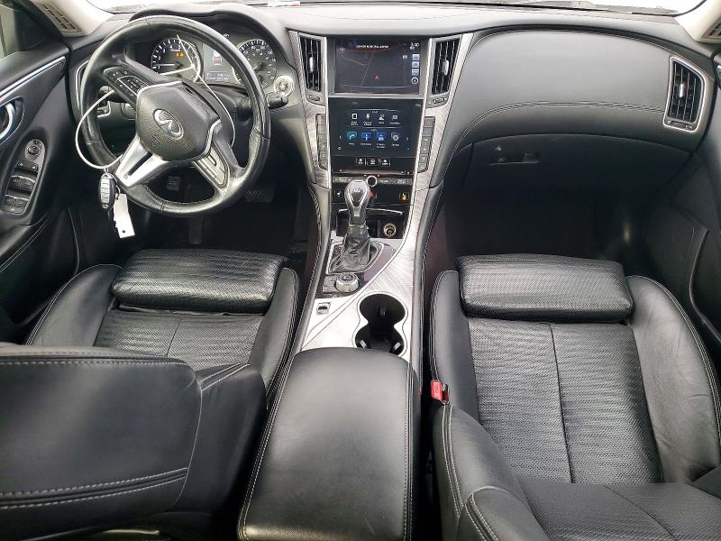 77925585 :رقم المزاد ، JN1EV7AR1JM437354 vin ، 2018 Infiniti Q50 مزاد بيع