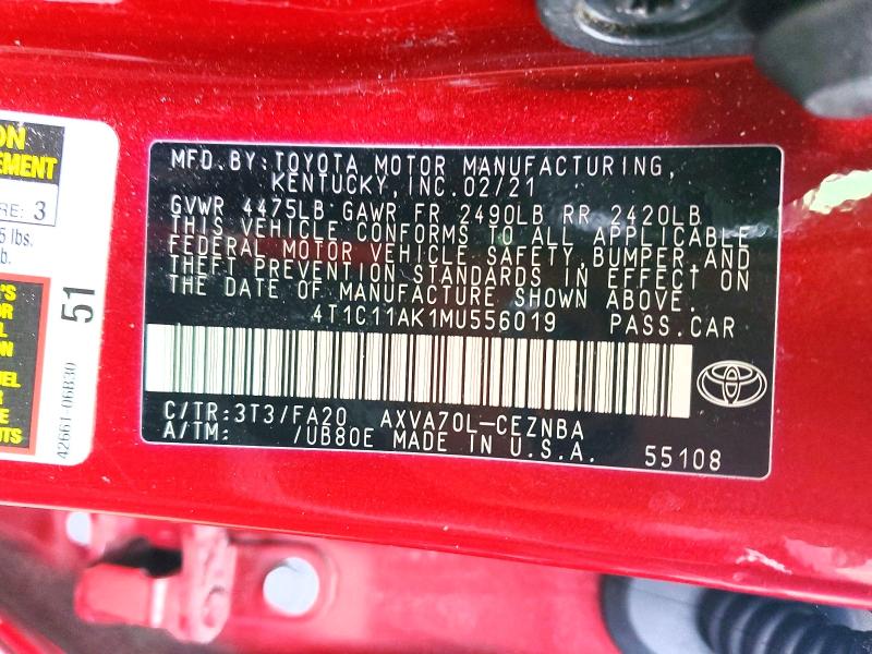 76821145 :رقم المزاد ، 4T1C11AK1MU556019 vin ، 2021 Toyota Camry مزاد بيع