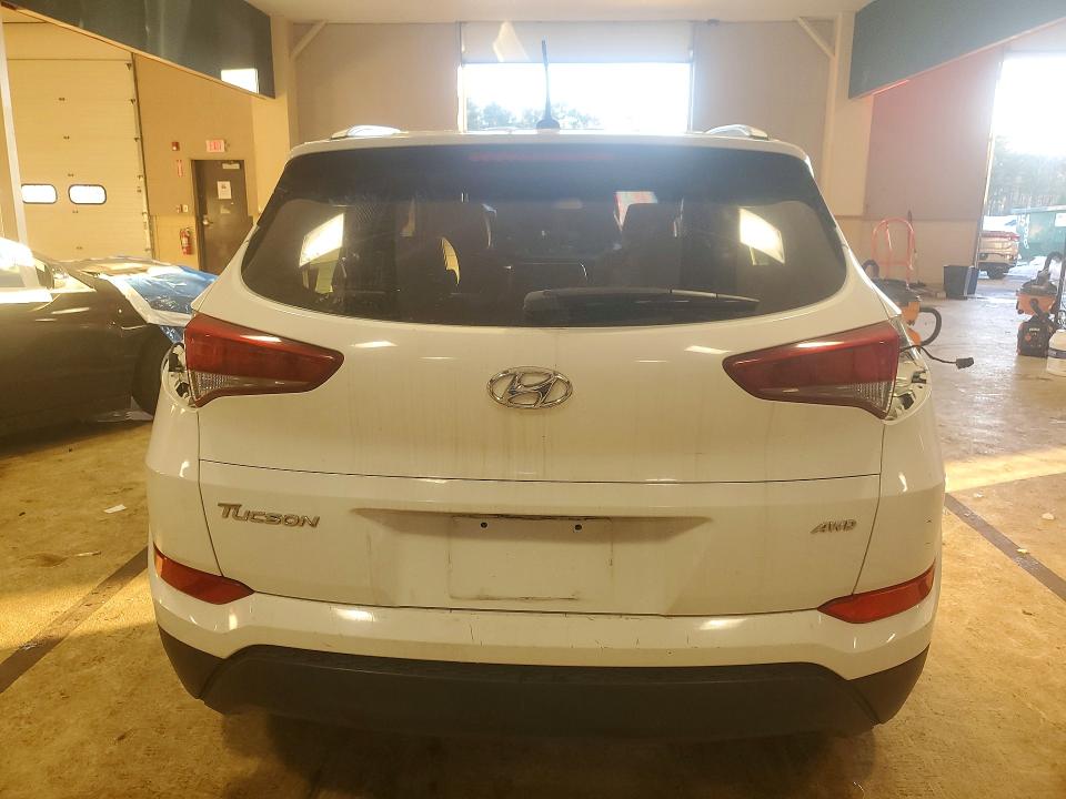 2017 Hyundai Tucson მანქანა იყიდება აუქციონზე, vin: KM8J3CA47HU271085, აუქციონის ნომერი: 58366736