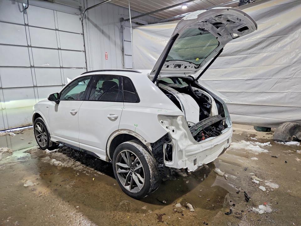 2022 Audi Q3 მანქანა იყიდება აუქციონზე, vin: WA1EECF33N1031717, აუქციონის ნომერი: 75475075