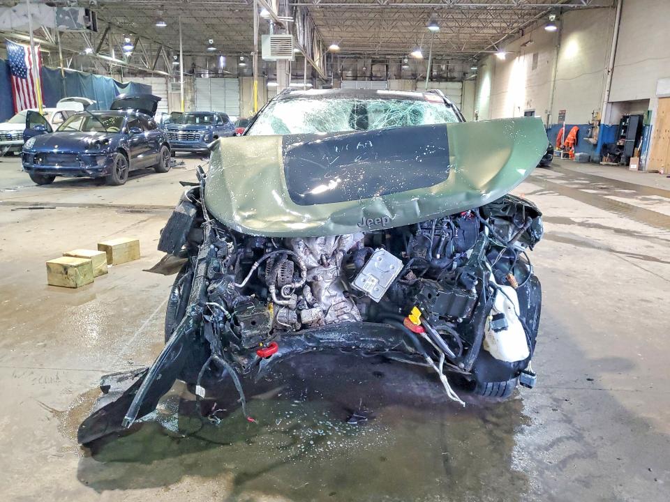 Продаж на аукціоні авто 2018 Jeep Compass, vin: 3C4NJDDB2JT207659, номер лоту: 74563765