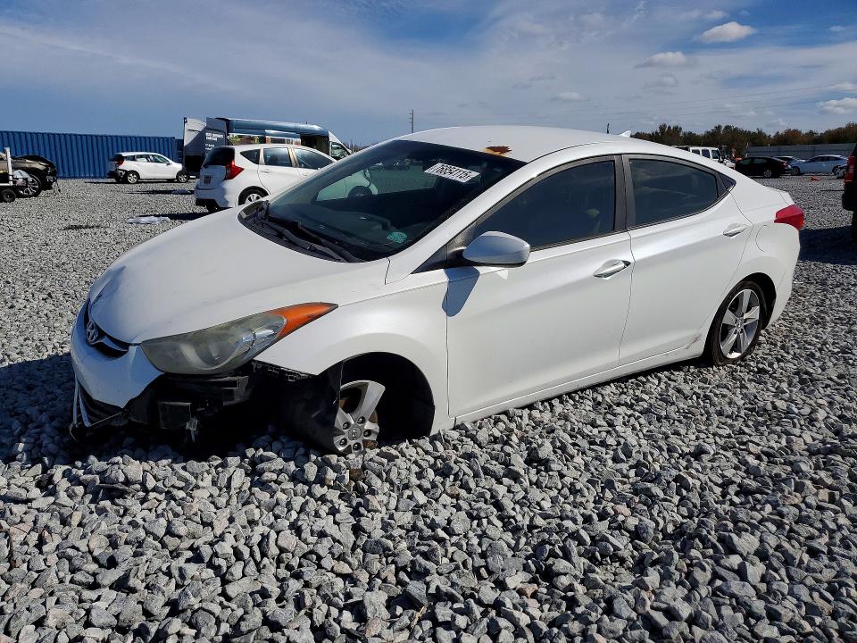 2013 Hyundai Elantra მანქანა იყიდება აუქციონზე, vin: 5NPDH4AE6DH240481, აუქციონის ნომერი: 52480206