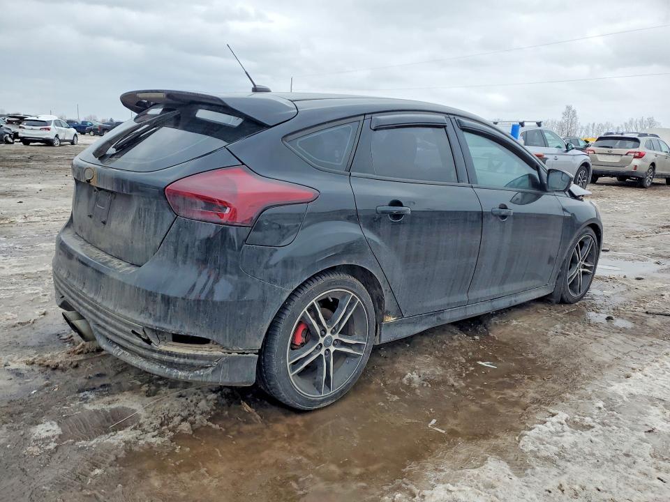 2016 Ford Focus მანქანა იყიდება აუქციონზე, vin: 1FADP3L92GL388677, აუქციონის ნომერი: 76587025