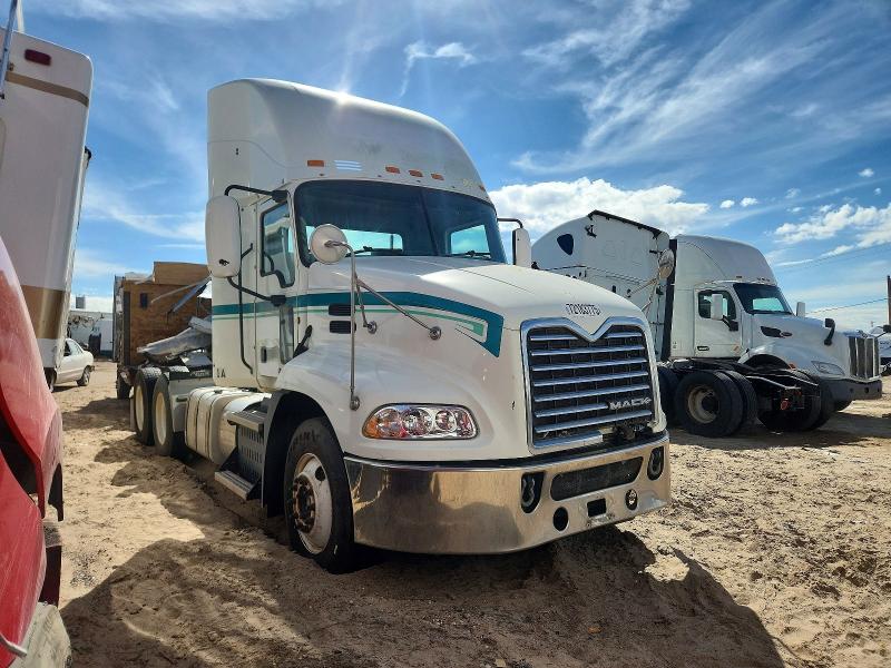 Продаж на аукціоні авто 2014 Mack Cxu613, vin: 1M1AW02Y4EM041012, номер лоту: 72183775
