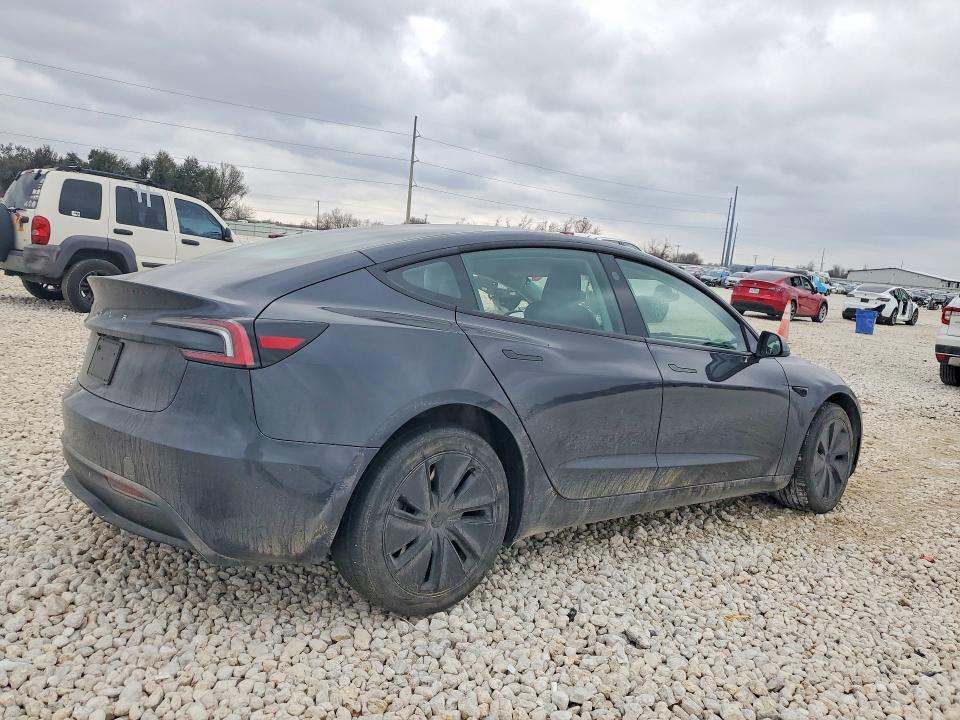2024 Tesla Model 3 მანქანა იყიდება აუქციონზე, vin: 5YJ3E1EA2RF725233, აუქციონის ნომერი: 74641805