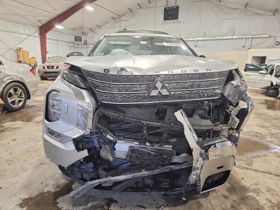 2022 Mitsubishi Outlander მანქანა იყიდება აუქციონზე, vin: JA4J4UA86NZ025230, აუქციონის ნომერი: 77015285