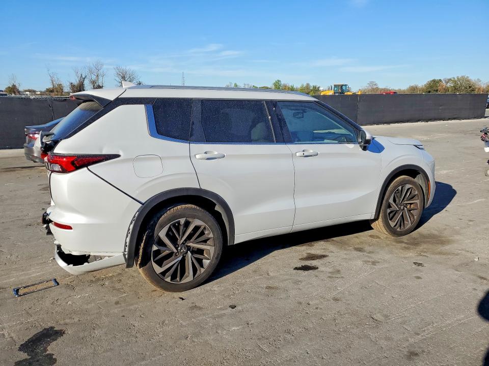 78780455 :رقم المزاد ، JA4J3WA82RZ039078 vin ، 2024 Mitsubishi Outlander مزاد بيع