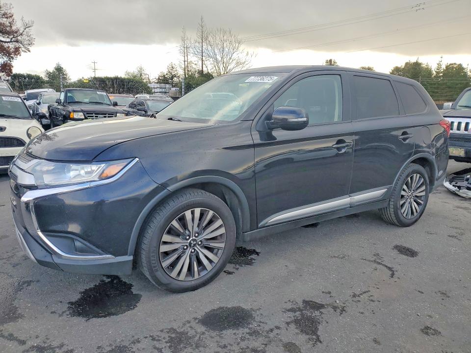 Продаж на аукціоні авто 2019 Mitsubishi Outlander, vin: JA4AD3A38KZ024476, номер лоту: 77736275