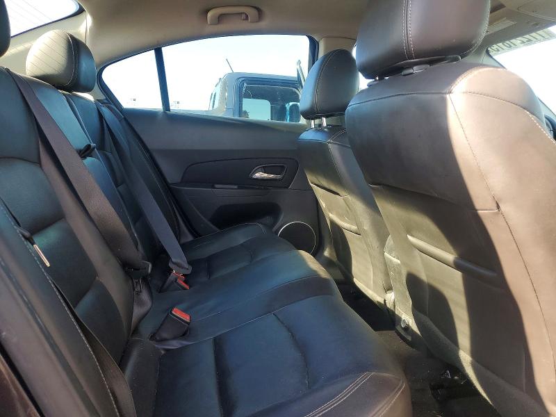 77221815 :رقم المزاد ، 1G1P75SZ5E7261022 vin ، 2014 Chevrolet Cruze مزاد بيع