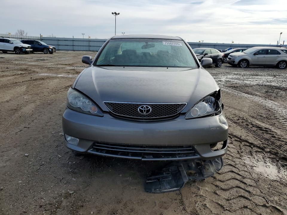 2005 Toyota Camry მანქანა იყიდება აუქციონზე, vin: 4T1BE32K85U512059, აუქციონის ნომერი: 75582395