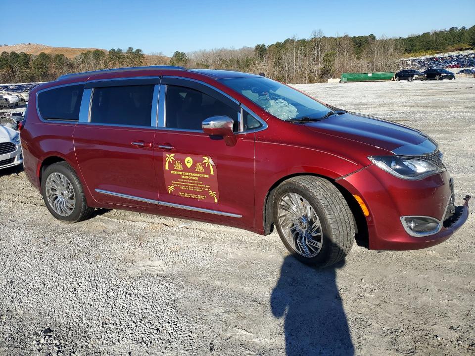 77153365 :رقم المزاد ، 2C4RC1GG4HR778231 vin ، 2017 Chrysler Pacifica مزاد بيع