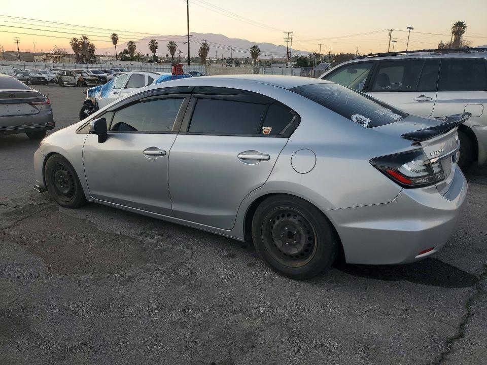 Продажа на аукционе авто 2015 Honda Civic, vin: 2HGFB2F56FH512130, номер лота: 99358155