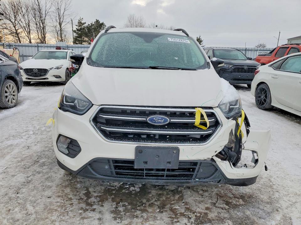 75512875 :رقم المزاد ، 1FMCU9J94JUC96259 vin ، 2018 Ford Escape مزاد بيع