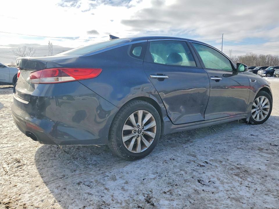 2017 Kia Optima Lx მანქანა იყიდება აუქციონზე, vin: 5XXGT4L30HG131202, აუქციონის ნომერი: 75938655