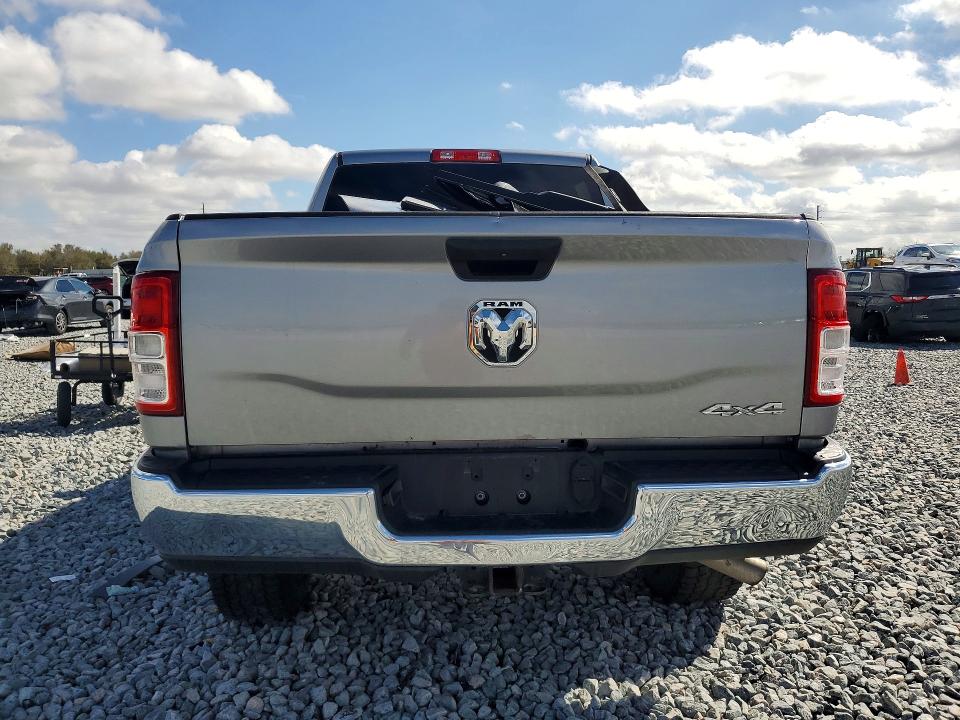 77541375 :رقم المزاد ، 3C6UR5CJ5KG632751 vin ، 2019 Ram 2500 مزاد بيع