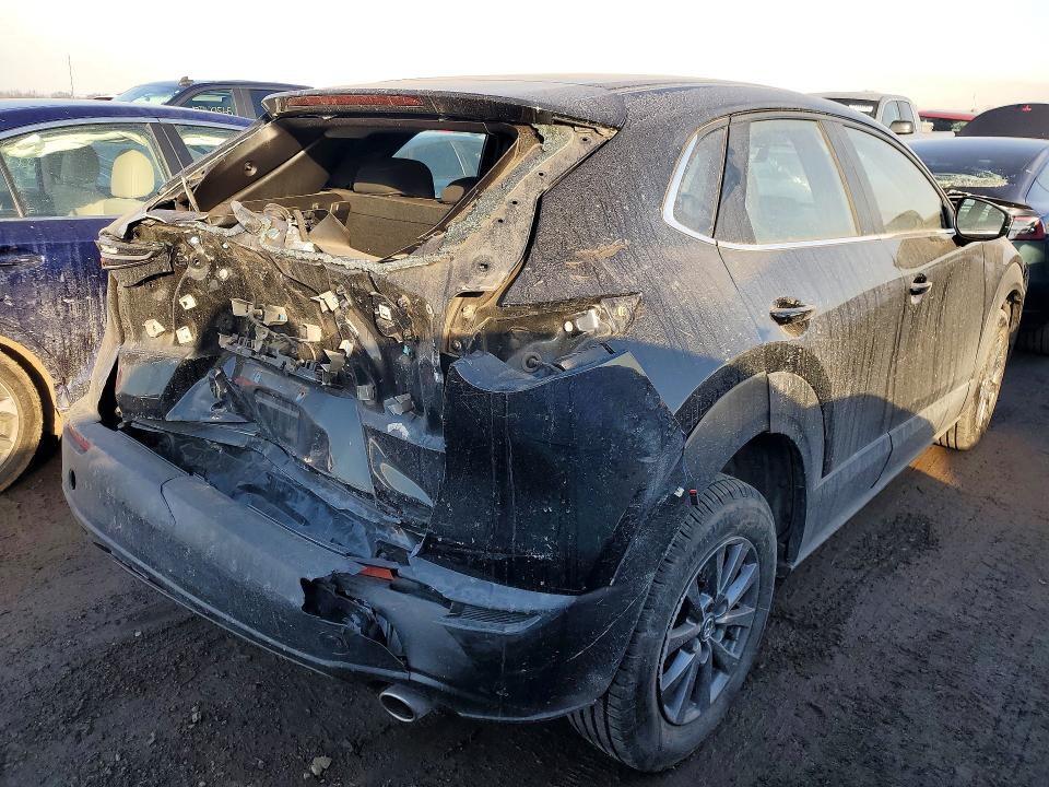76666835 :رقم المزاد ، 3MVDMAAL6MM233001 vin ، 2021 Mazda Cx-30 مزاد بيع