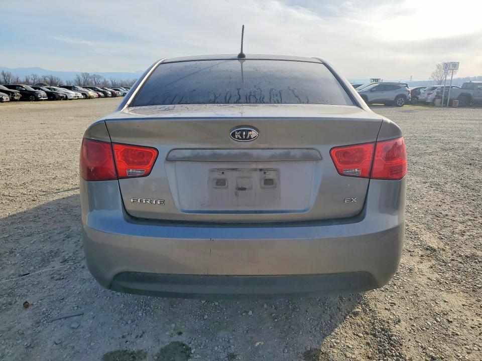 Продажа на аукционе авто 2010 Kia Forte, vin: KNAFU4A2XA5162726, номер лота: 76396375