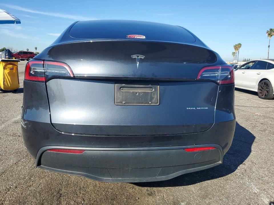 Продаж на аукціоні авто 2024 Tesla Model Y, vin: 7SAYGDEE7RF067870, номер лоту: 78256695