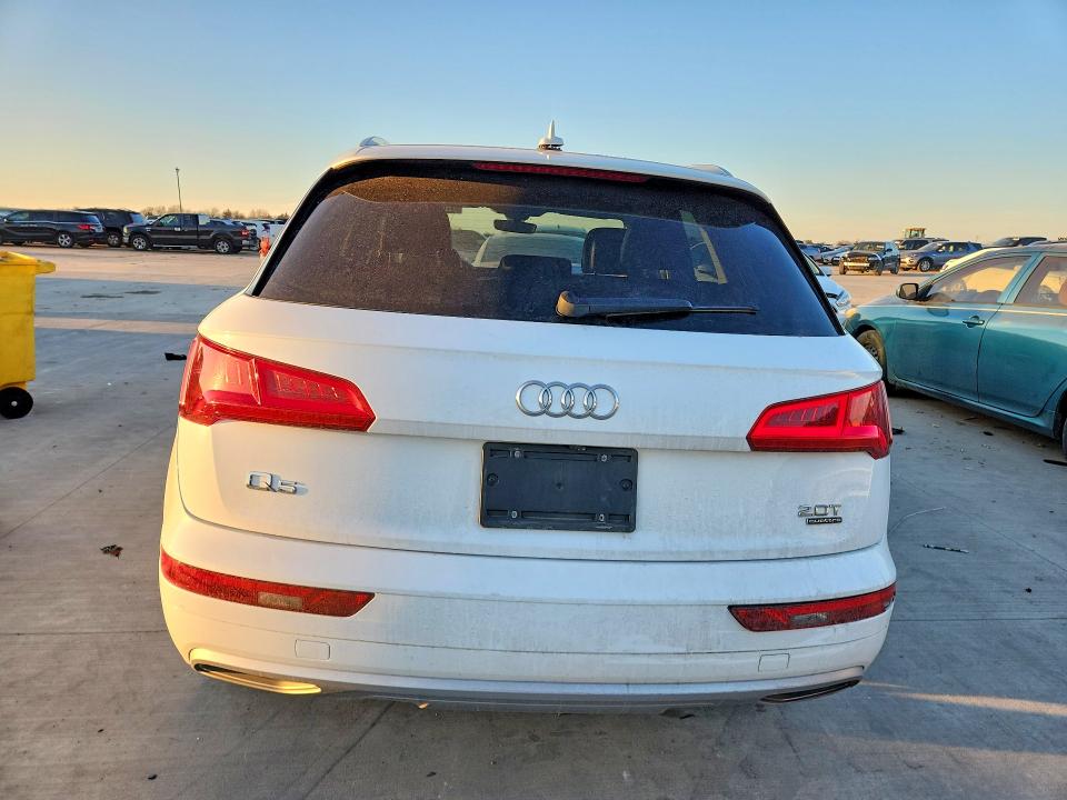 2018 Audi Q5 მანქანა იყიდება აუქციონზე, vin: WA1ANAFYXJ2101720, აუქციონის ნომერი: 75675885