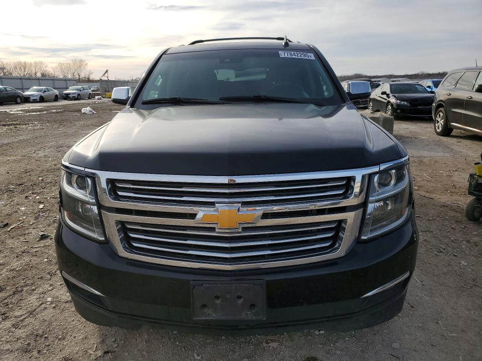 Продаж на аукціоні авто 2016 Chevrolet Suburban, vin: 1GNSKJKC8GR453991, номер лоту: 77842295