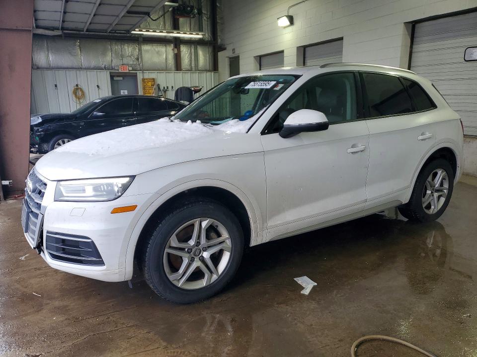 75515595 :رقم المزاد ، WA1ANAFY4J2007980 vin ، 2018 Audi Q5 Premium مزاد بيع