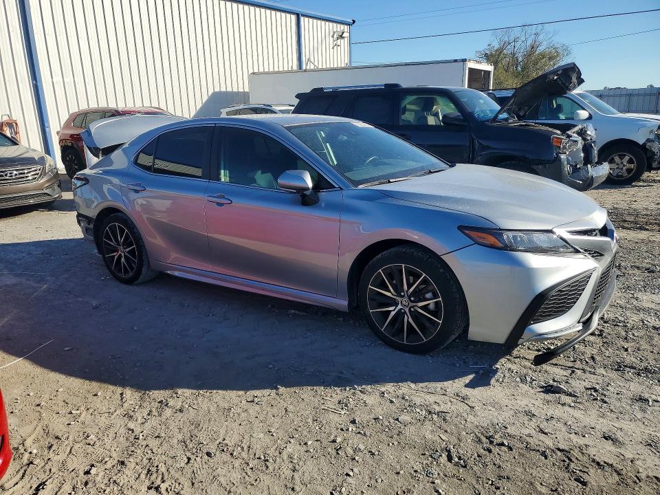 Продажа на аукционе авто 2024 Toyota Camry, vin: 4T1G11AK8RU898317, номер лота: 75562905