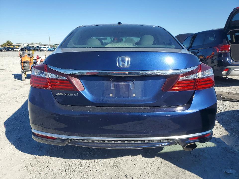 2017 Honda Accord მანქანა იყიდება აუქციონზე, vin: 1HGCR2F74HA044612, აუქციონის ნომერი: 78473805