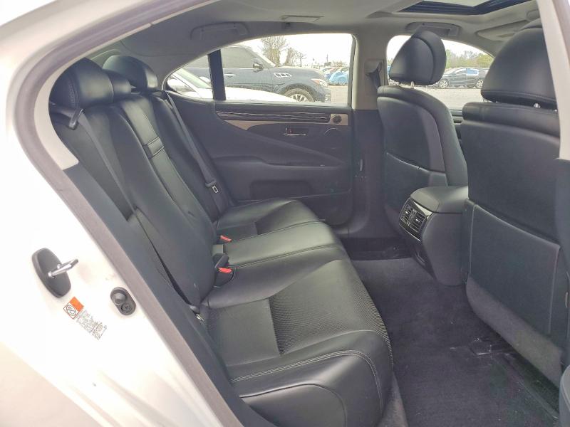 Продажа на аукционе авто 2015 Lexus Ls 460, vin: JTHCL5EF2F5024776, номер лота: 78336965