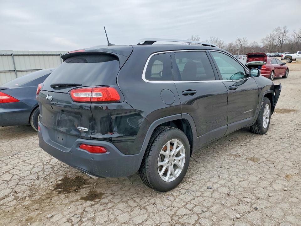 78679345 :رقم المزاد ، 1C4PJMCS7HW583191 vin ، 2017 Jeep Cherokee مزاد بيع