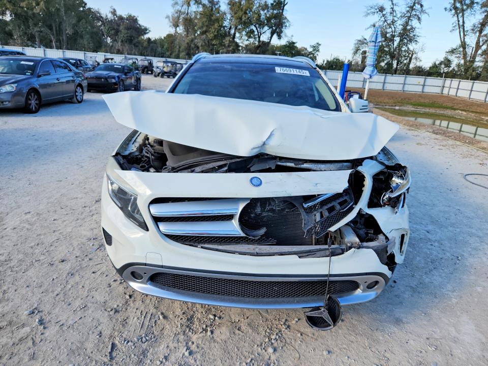 Продаж на аукціоні авто 2015 Mercedes-benz Gla, vin: WDCTG4EB3FJ109088, номер лоту: 76691145