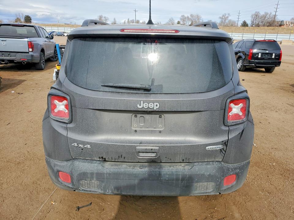 77302375 :رقم المزاد ، ZACCJBBB7JPG71455 vin ، 2018 Jeep Renegade مزاد بيع