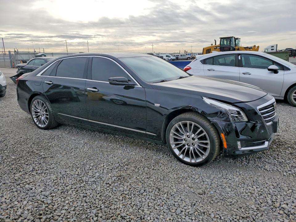 75671915 :رقم المزاد ، 1G6KG5RS1JU128198 vin ، 2018 Cadillac Ct6 مزاد بيع