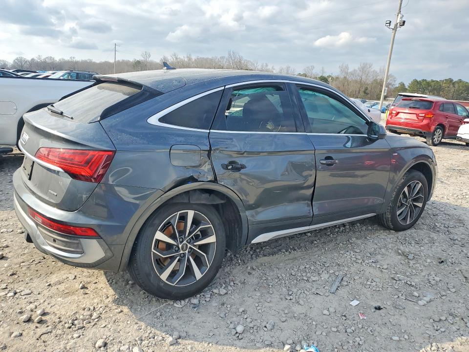 77112595 :رقم المزاد ، WA15AAFY5N2116080 vin ، 2022 Audi Q5 مزاد بيع