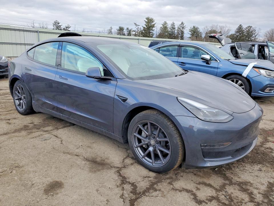 Продажа на аукционе авто 2023 Tesla Model 3, vin: 5YJ3E1EA4PF704137, номер лота: 76693795