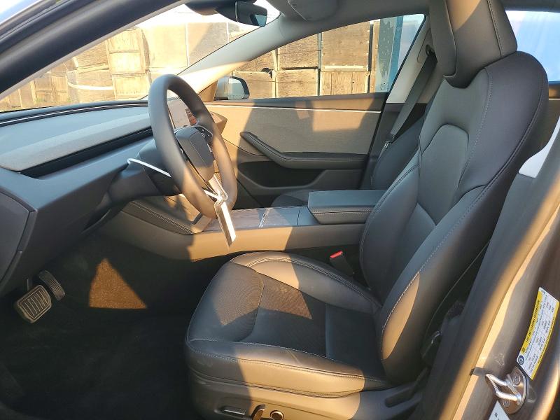 75393525 :رقم المزاد ، 5YJ3E1EAXSF015793 vin ، 2025 Tesla Model 3 مزاد بيع