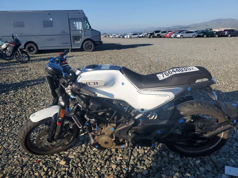 Aukcja sprzedaży 2023 Husqvarna Vitpilen 401/svartpilen 401, vin: MD2JUJ409PC224833, numer aukcji: 76644035