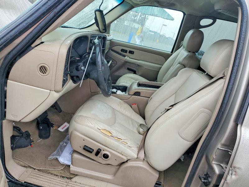 77121695 :رقم المزاد ، 3GNEC16TX3G297998 vin ، 2003 Chevrolet Suburban مزاد بيع