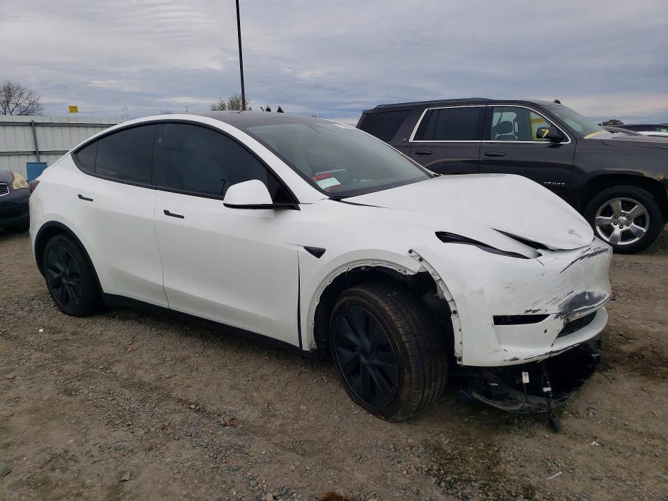 Продажа на аукционе авто 2024 Tesla Model Y, vin: 7SAYGDED1RF103088, номер лота: 77924595